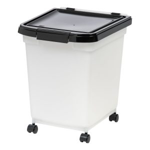 32.5 Quart WeatherPro Airtight Pet Food Container, Black/Pearl